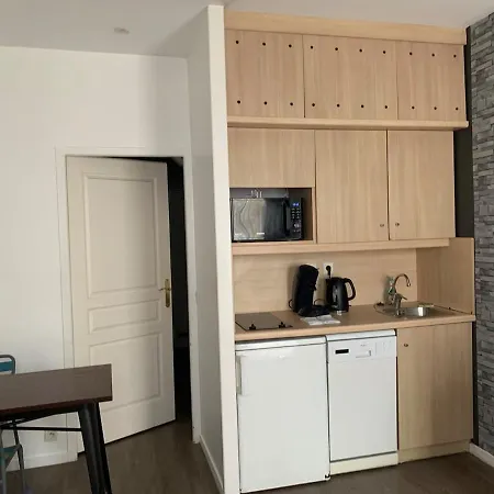 Dans Hoteliere Avec Piscine Couverte Apartment La Rochelle (Charente-Maritime)